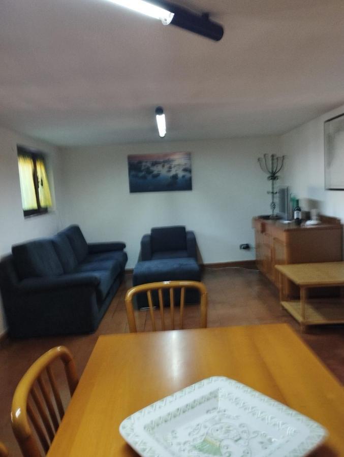 Casa Vacanze Cettina Home 3 Mt 50 Dal Mare Terra Mala Εξωτερικό φωτογραφία