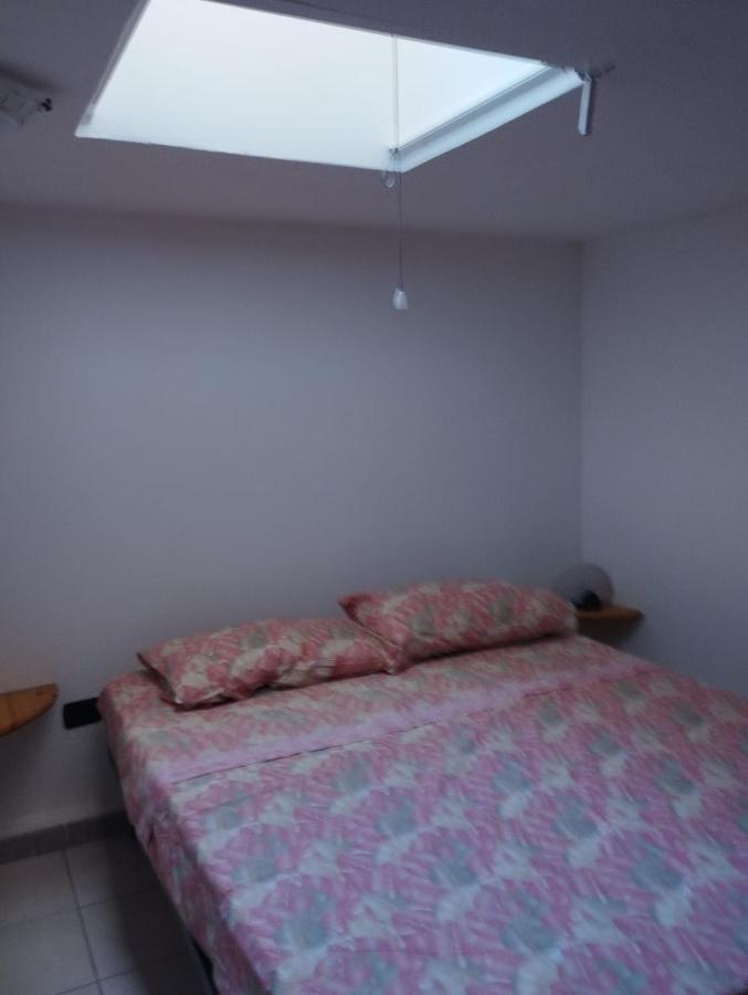 Casa Vacanze Cettina Home 3 Mt 50 Dal Mare Terra Mala Εξωτερικό φωτογραφία